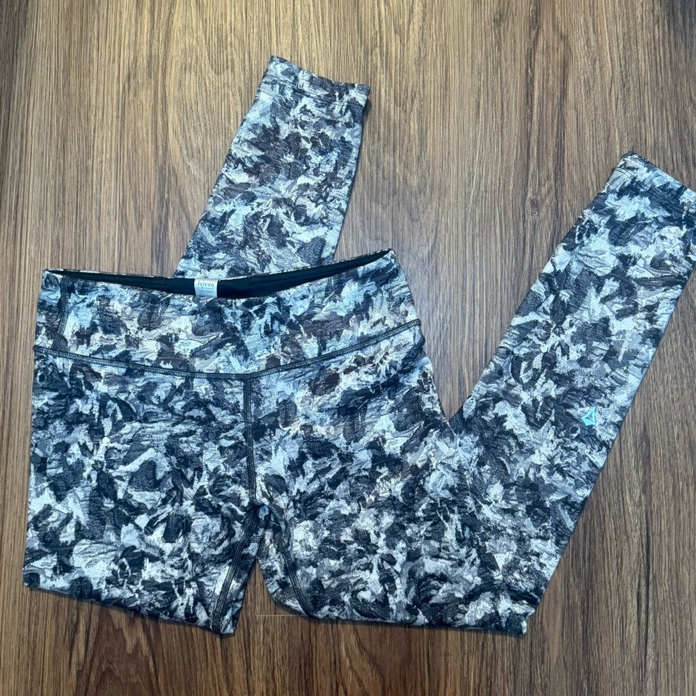 Ivivva lululemon girls leggings